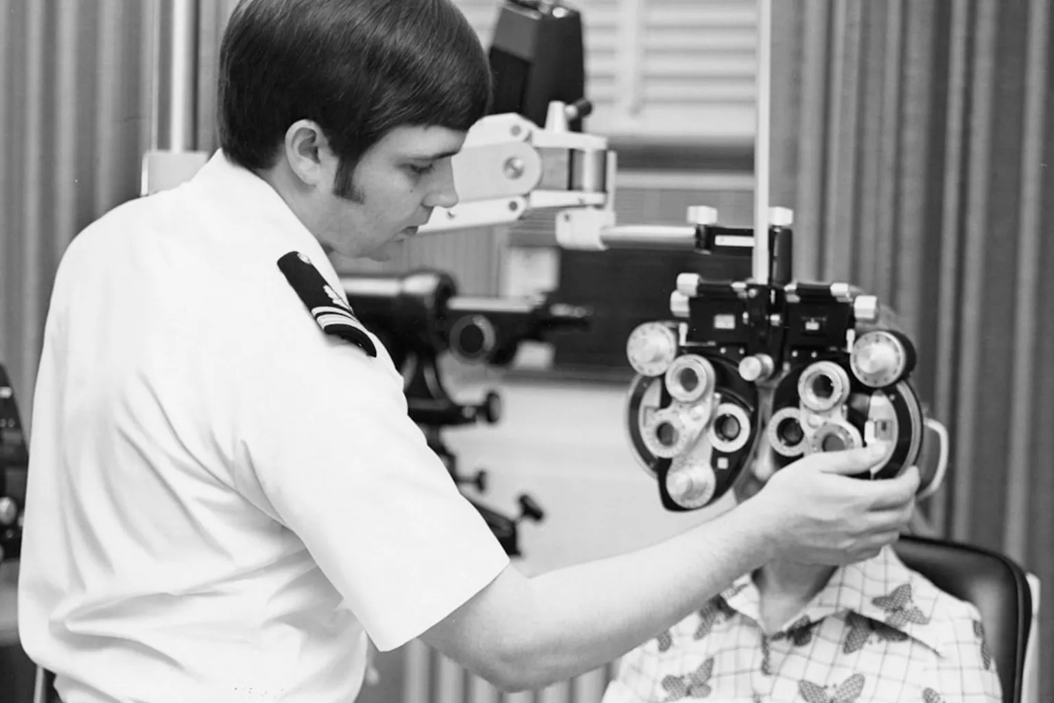 Biometría óptica o refracción: cómo seguir la miopía