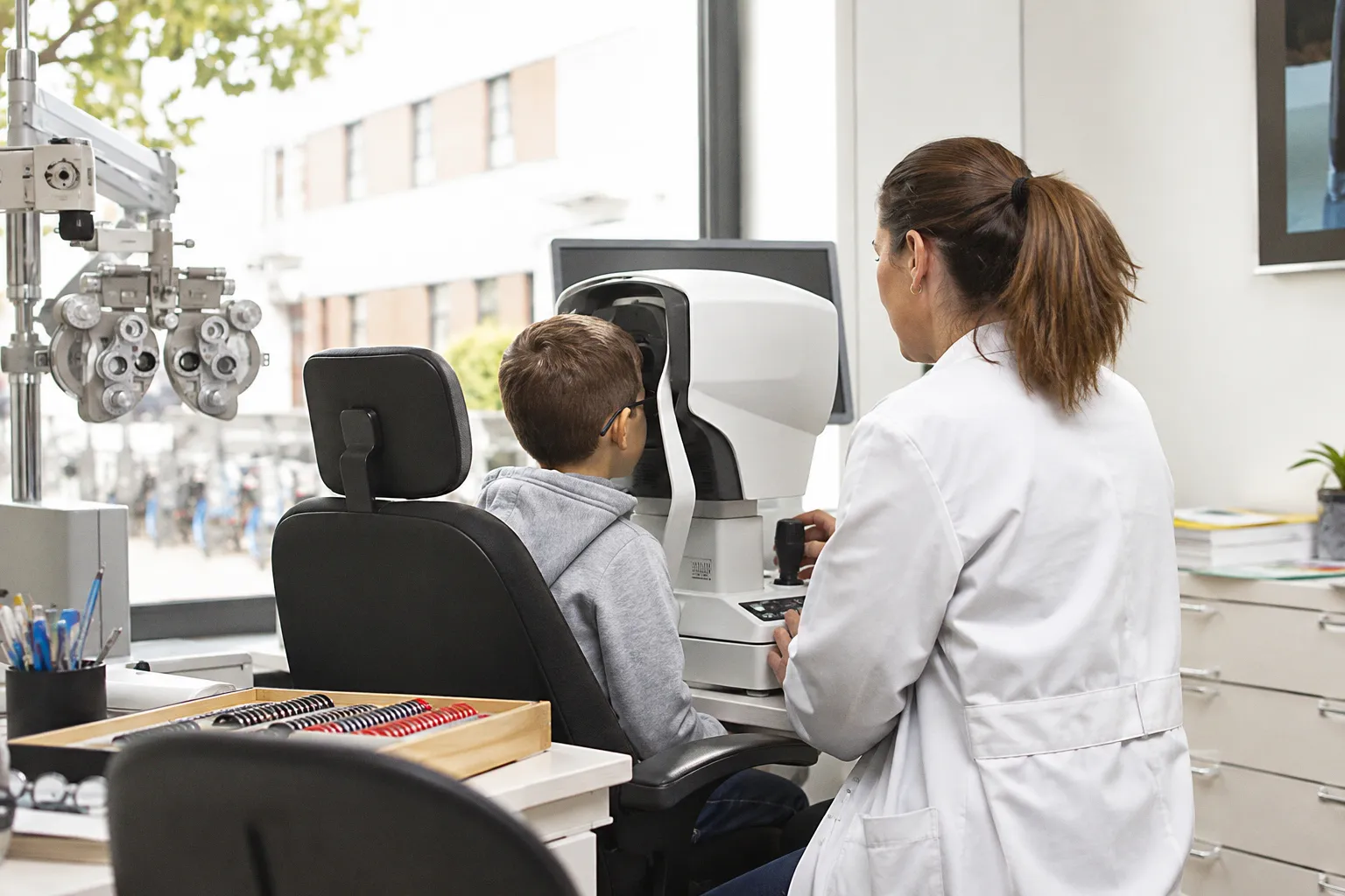 Más de dos millones de niños usan ya las lentes DOT para el control de la miopía