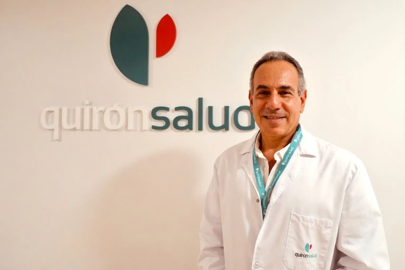 Quirónsalud Marbella analiza las alternativas actuales para dejar de usar gafas
